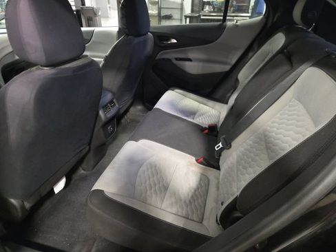 Used 2020 Chevrolet Equinox LS w/ LS Convenience Package FWD image 12