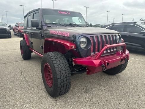 Used 2018 Jeep Wrangler Unlimited Sport AWD/4WD image 3