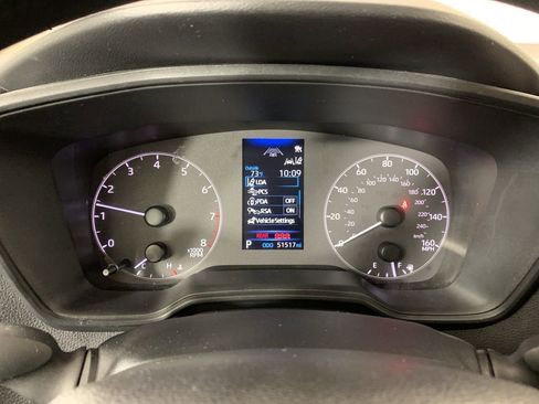 Used 2023 Toyota Corolla LE image 18