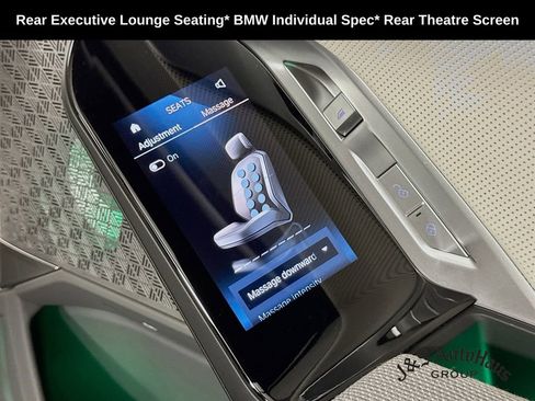 Used 2023 BMW 760i xDrive AWD/4WD image 32