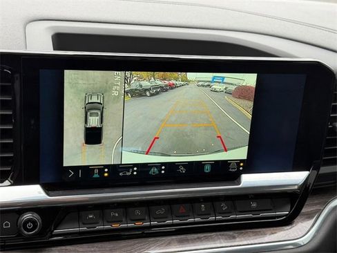 Used 2022 Chevrolet Silverado 1500 LTZ w/ LTZ Premium Package image 25