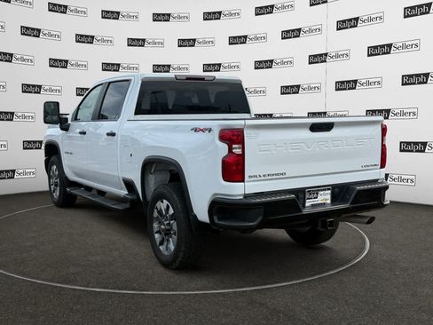 Used 2025 Chevrolet Silverado 2500 Custom w/ Custom Convenience Package AWD/4WD image 4