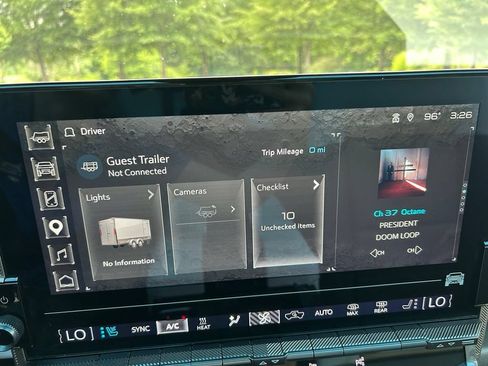 Used 2025 GMC Hummer EV 2X w/ LPO, Dark Essentials Package AWD/4WD image 35