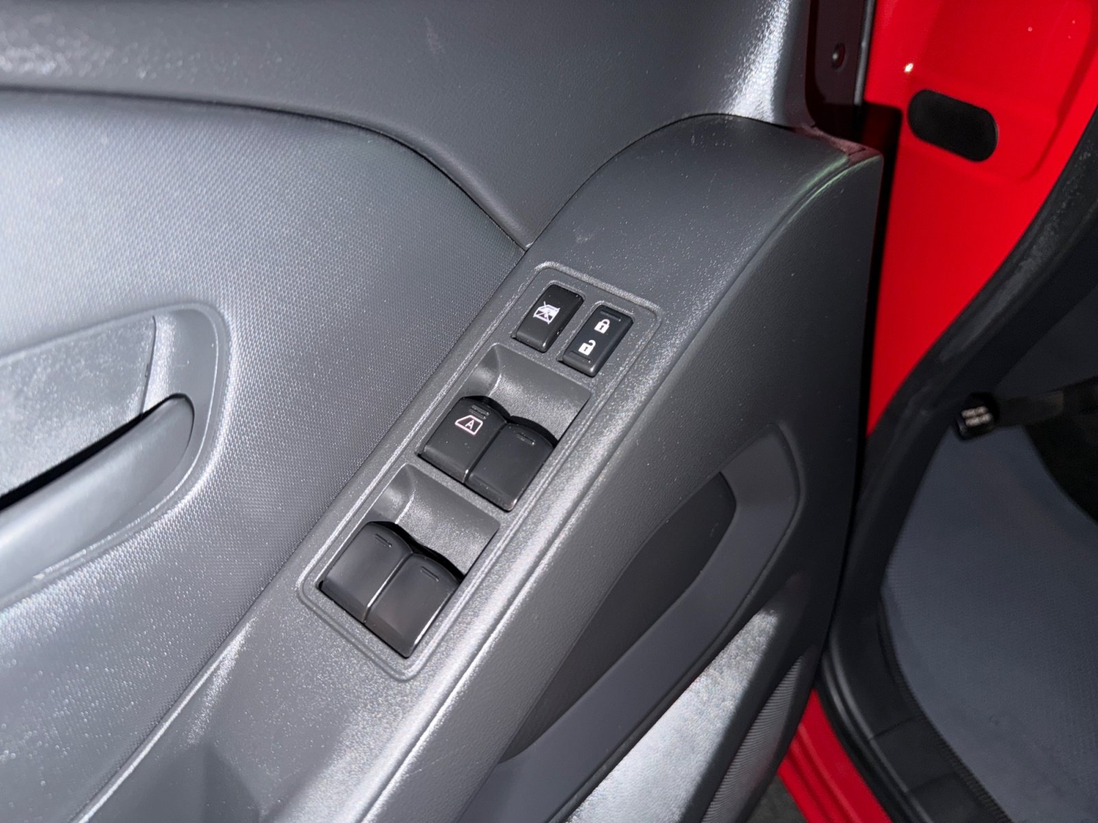 Used 2022 Nissan Frontier S w/ Technology Package RWD image 17
