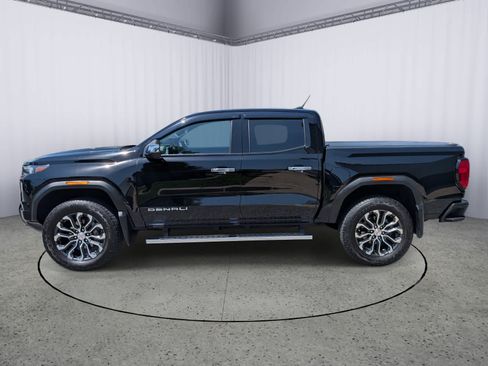 Certified 2025 GMC Canyon Denali AWD/4WD image 6