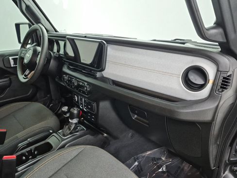 Used 2024 Jeep Wrangler Sport AWD/4WD image 25
