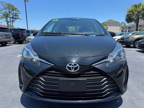 Used 2018 Toyota Yaris L FWD image 3