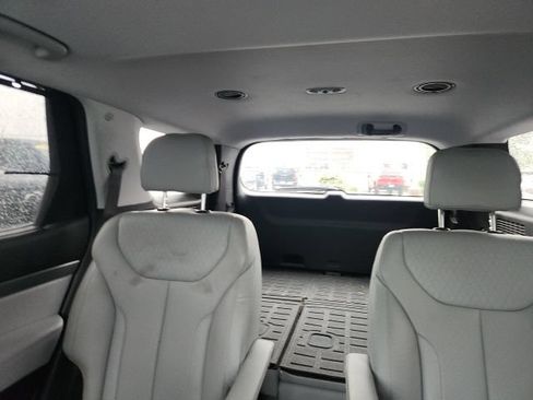 Used 2022 Hyundai Palisade SEL w/ Premium Package AWD/4WD image 4
