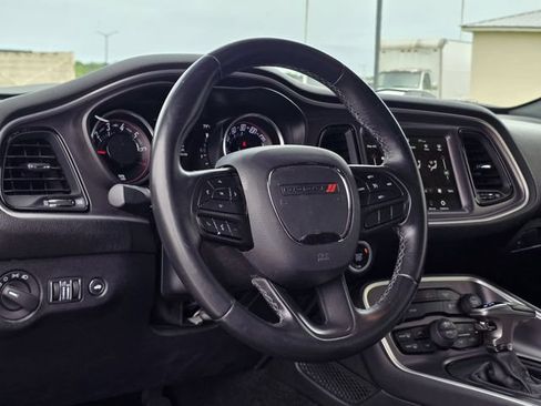 Used 2021 Dodge Challenger SXT RWD image 21