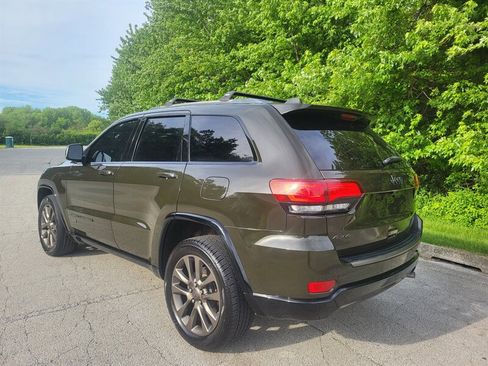 Used 2016 Jeep Grand Cherokee Limited 75th Anniversary AWD/4WD image 4