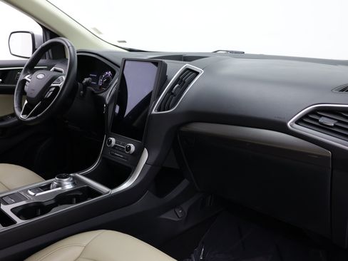 Used 2024 Ford Edge SEL AWD/4WD image 37