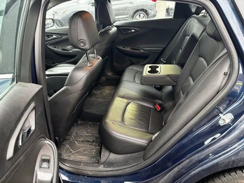 Used 2020 Chevrolet Malibu LT w/ Leather Package image 10
