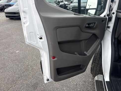 Used 2024 Ford Transit 250 Low Roof w/ Exterior Upgrade Package image 19