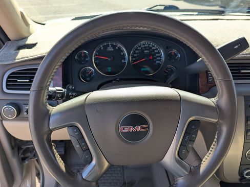 Used 2013 GMC Yukon SLT image 13