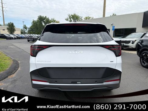 New 2026 Kia Sportage EX AWD/4WD image 9