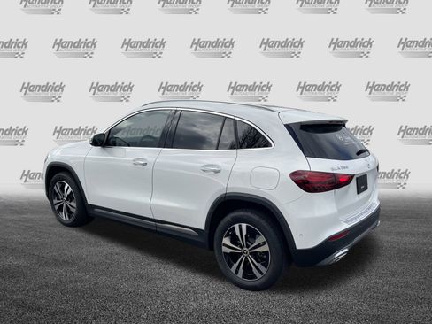 Certified 2025 Mercedes-Benz GLA 250 image 8