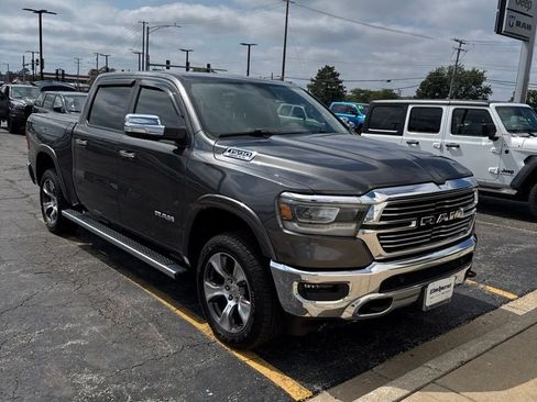 Used 2020 RAM 1500 Laramie AWD/4WD image 7