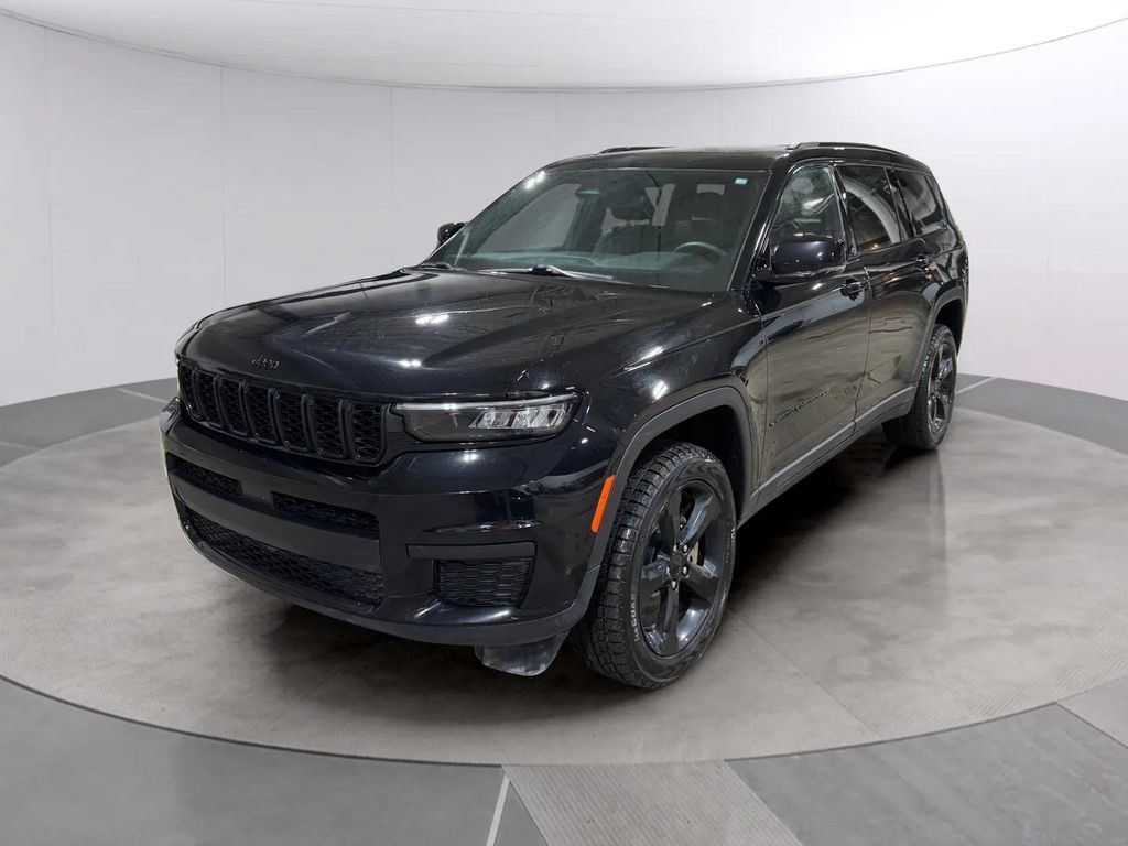 Used 2023 Jeep Grand Cherokee L Laredo AWD/4WD image 7