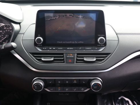 Used 2021 Nissan Altima 2.5 SV w/ SV Premium Package image 29