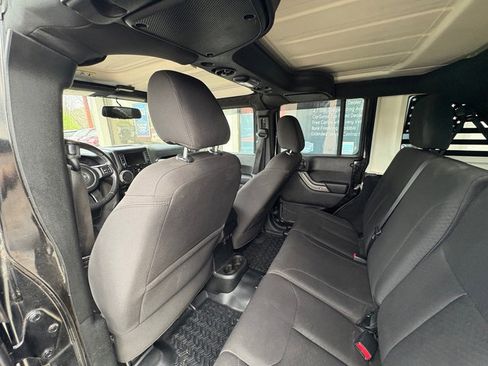 Used 2017 Jeep Wrangler Unlimited Sport w/ Quick Order Package 24S image 17