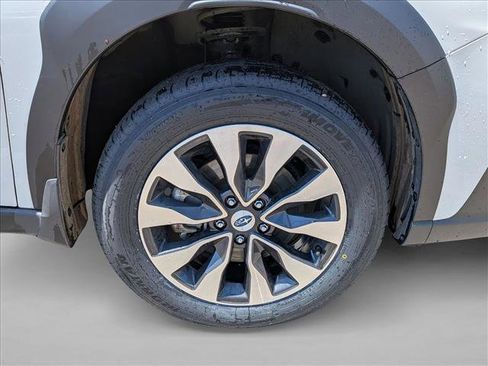 Used 2024 Subaru Outback Touring AWD/4WD image 20