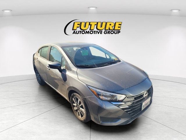Certified 2025 Nissan Versa SV FWD image 1