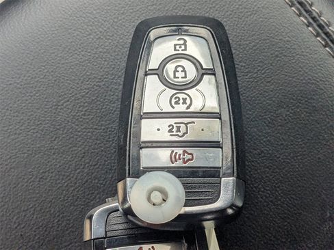 Used 2024 Ford Explorer XLT w/ Equipment Group 202A image 32