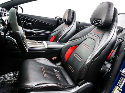 Used 2025 Mercedes-Benz CLE 53 AMG 4MATIC Cabriolet image 18