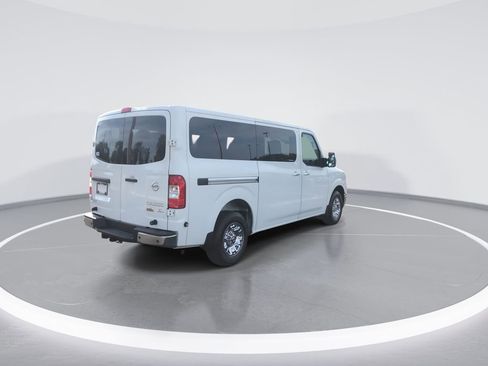 Used 2016 Nissan NV 3500 SL RWD image 8