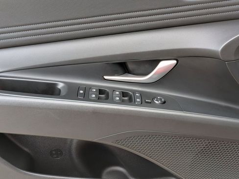 Certified 2024 Hyundai Elantra SEL w/ Convenience Package image 14