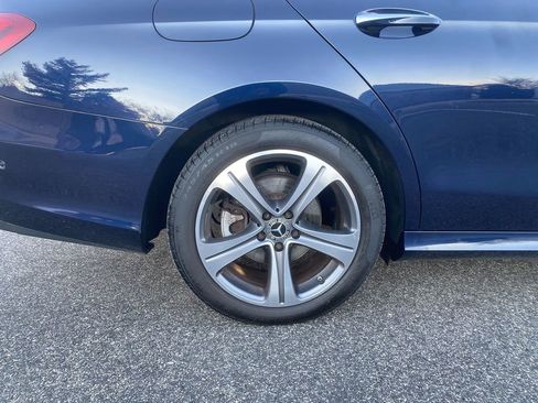 Used 2017 Mercedes-Benz E 300 4MATIC image 30