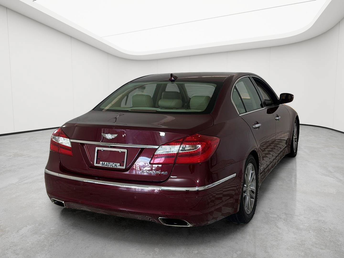 Used 2012 Hyundai Genesis 4.6 RWD image 6