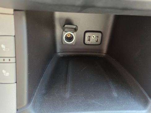 Used 2018 GMC Acadia SLT FWD image 17