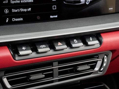 Used 2024 Porsche 911 Targa 4S image 21