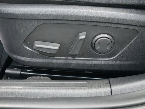 Used 2023 Hyundai Sonata Limited image 17