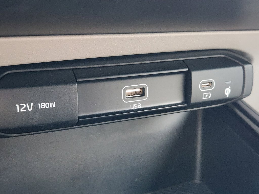 Used 2024 Kia Niro Wave FWD image 21