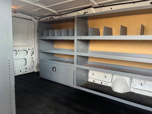 Used 2014 Ford E-250 and Econoline 250 image 9