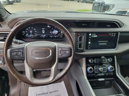 Used 2022 GMC Yukon Denali AWD/4WD image 12