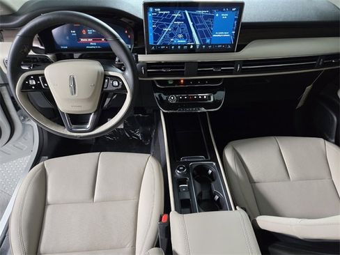 New 2026 Lincoln Corsair Grand Touring image 15