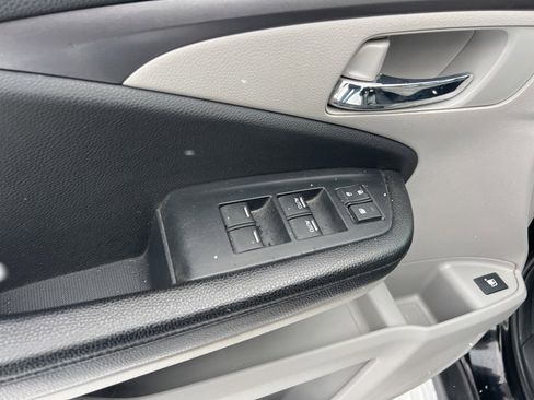 Used 2016 Honda Pilot LX image 21