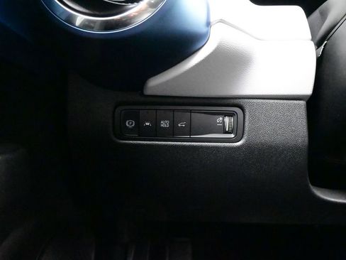 Used 2026 Chevrolet Equinox EV LT FWD image 24