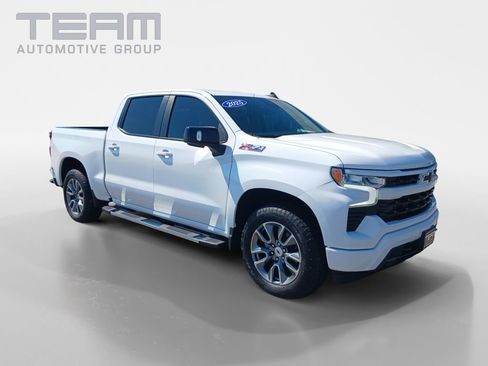 Used 2025 Chevrolet Silverado 1500 RST w/ Convenience Package II AWD/4WD image 1