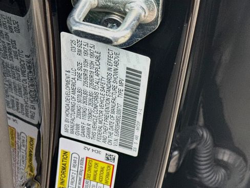 Certified 2025 Honda CR-V Sport image 37