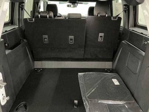 New 2025 Ford Bronco Outer Banks image 17