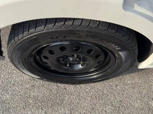 Used 2009 Ford Focus S image 8