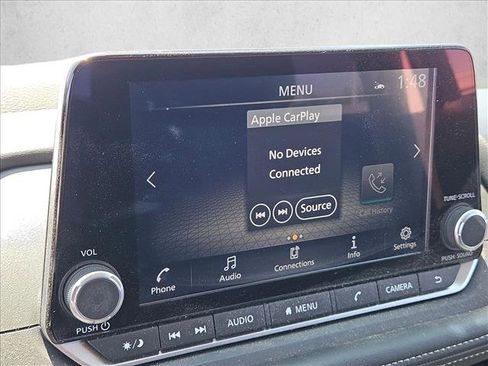 Used 2025 Nissan Rogue SV FWD image 12