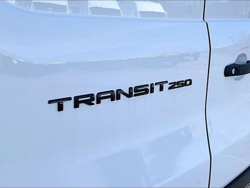 New 2026 Ford Transit 250 148 Medium Roof RWD image 12