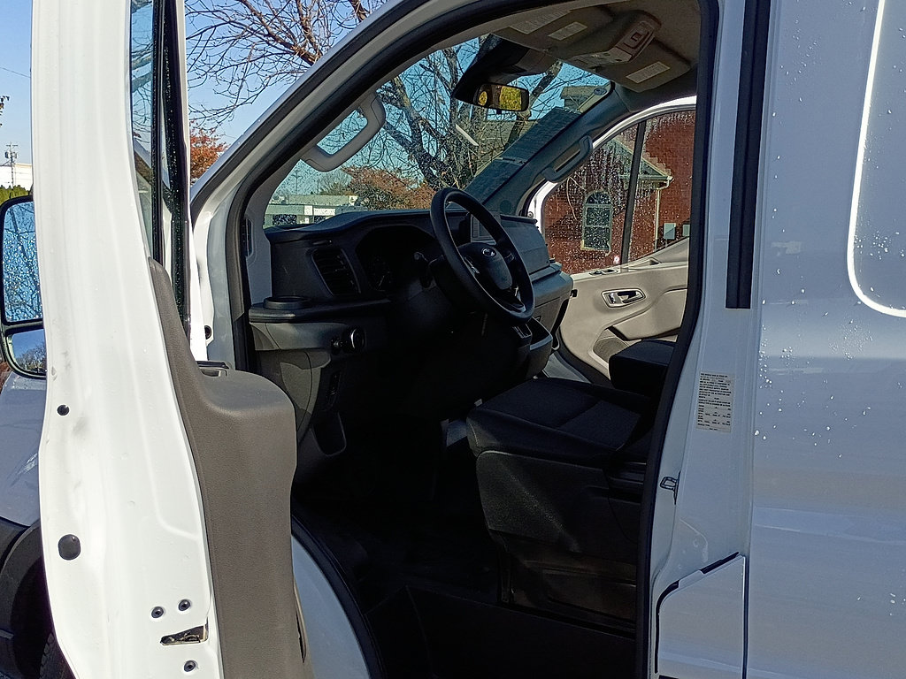 Used 2025 Ford Transit 250 Low Roof w/ Exterior Upgrade Package RWD image 11
