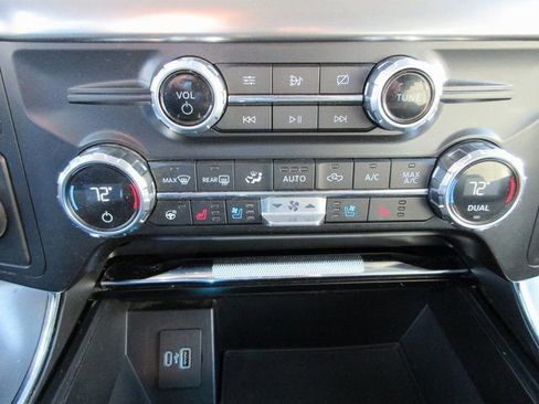 Used 2021 Ford F150 Lariat w/ Equipment Group 502A High RWD image 21