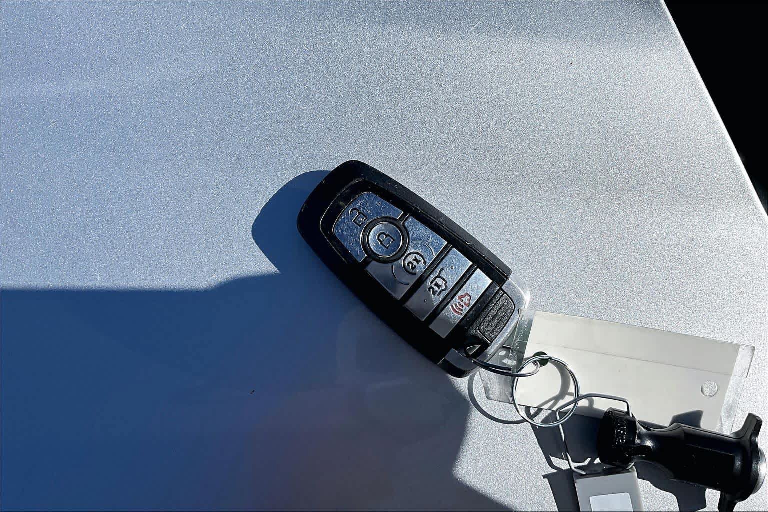 Used 2019 Ford Explorer Limited w/ Class III Trailer Tow Package FWD image 15